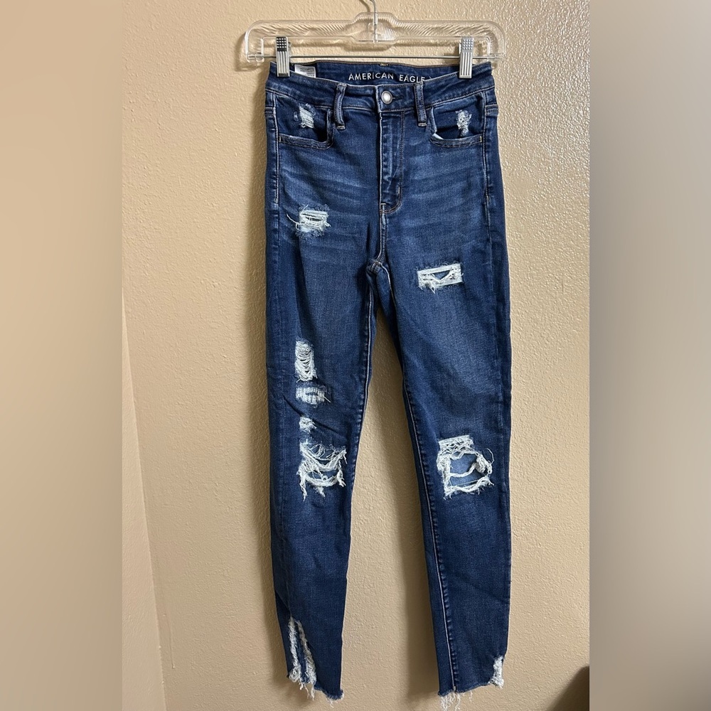 Women's American Eagle super high waist jegging Distressed Blue Jeans size 4